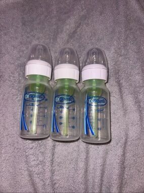 Dr. Brown's 4oz Clear Baby Bottles with Green Vent - Set of 3